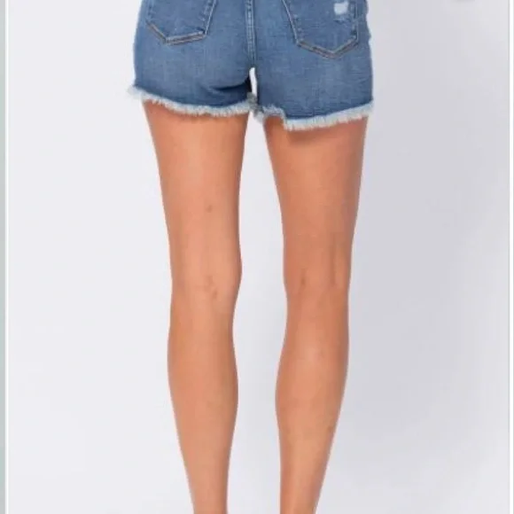 Ms Sunny - Judy Blue Hi-rise sun embroidery cut off shorts ☀️ - Picture 10 of 11